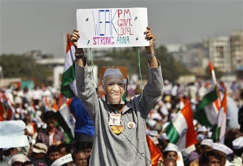 तस्‍वीरों में देखें मुंबई में अन्‍ना का अनशन  | मैं भी अन्‍ना...