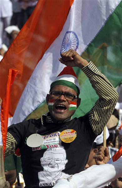 तस्‍वीरों में देखें मुंबई में अन्‍ना का अनशन  | मैं भी अन्‍ना...