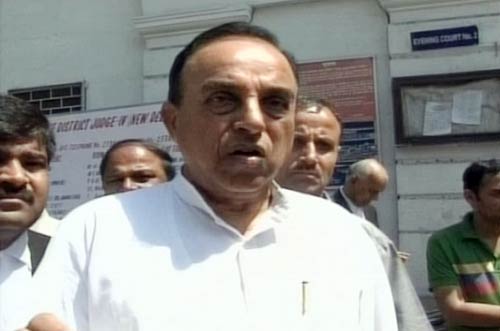 17 दिसंबर 2011: तस्वीरों में देखें दिनभर की बड़ी खबरें | पढ़ें