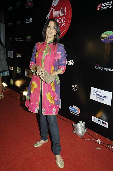 सितारों से सजा टॉइम आउट फूड अवॉर्ड समारोह | स्‍टार स्‍क्रीन अवॉर्ड