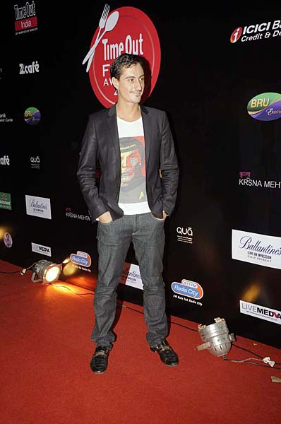 सितारों से सजा टॉइम आउट फूड अवॉर्ड समारोह | स्‍टार स्‍क्रीन अवॉर्ड