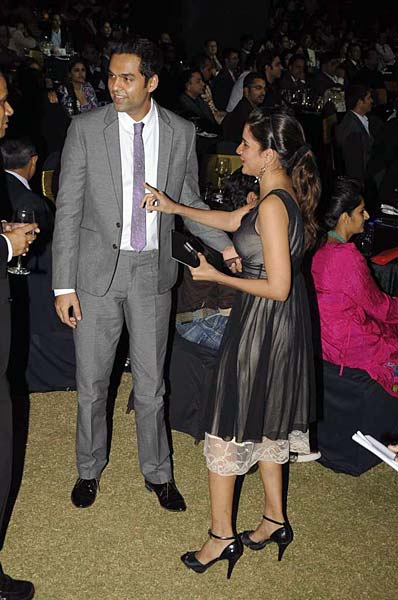 सितारों से सजा टॉइम आउट फूड अवॉर्ड समारोह | स्‍टार स्‍क्रीन अवॉर्ड