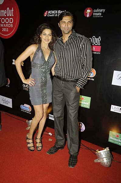 सितारों से सजा टॉइम आउट फूड अवॉर्ड समारोह | स्‍टार स्‍क्रीन अवॉर्ड