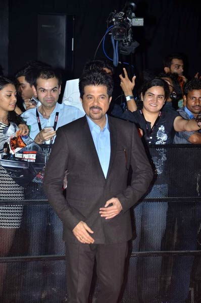 फिल्म 'मिशन इंपोसिबल' का प्रीमियर...। सितारों की मस्‍ती