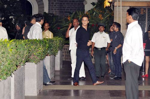 फिल्म 'मिशन इंपोसिबल' का प्रीमियर...। सितारों की मस्‍ती