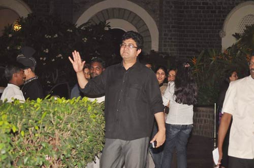 फिल्म 'मिशन इंपोसिबल' का प्रीमियर...। सितारों की मस्‍ती