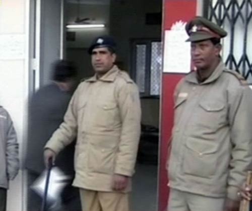 उत्तराखंड और पंजाब में वोटिंग संपन्‍न