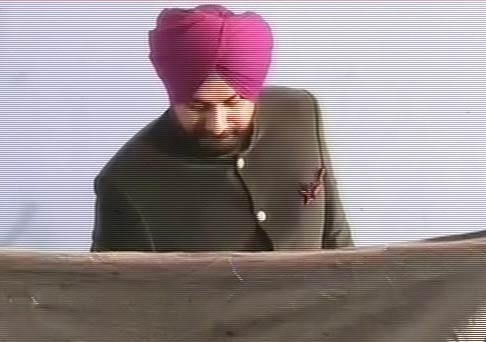 उत्तराखंड और पंजाब में वोटिंग संपन्‍न