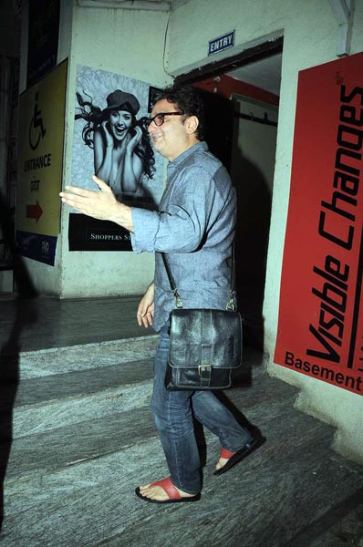 अग्निपथ की स्‍पेशल स्‍क्रीनिंग में सितारे |  सितारों की मस्‍ती