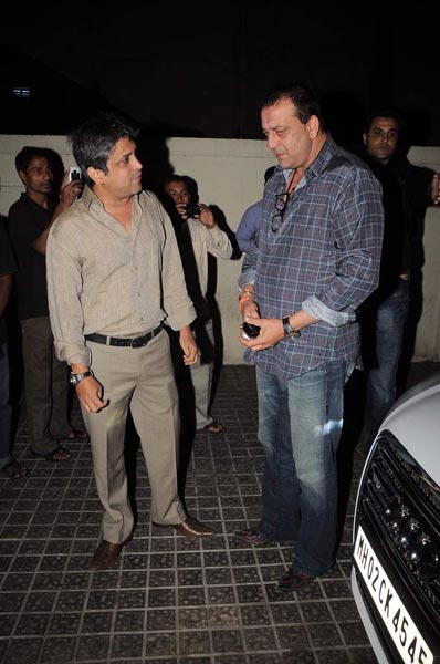 अग्निपथ की स्‍पेशल स्‍क्रीनिंग में सितारे |  सितारों की मस्‍ती