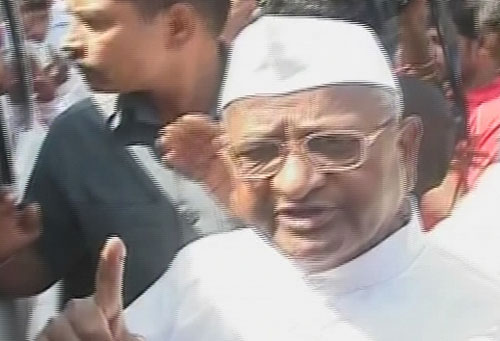 गणतंत्र दिवस पर अन्ना का एक और आंदोलन के लिए आह्वान