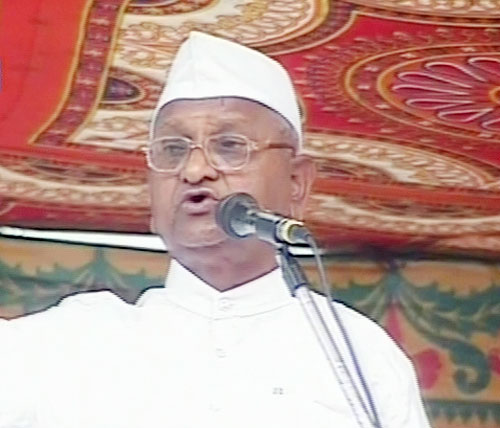 गणतंत्र दिवस पर अन्ना का एक और आंदोलन के लिए आह्वान