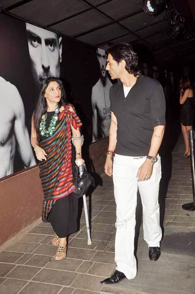 अर्जुन रामपाल के परफ्यूम लॉन्‍च पर सितारे | बोल्‍ड होती बालाएं