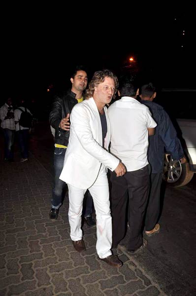 अर्जुन रामपाल के परफ्यूम लॉन्‍च पर सितारे | बोल्‍ड होती बालाएं