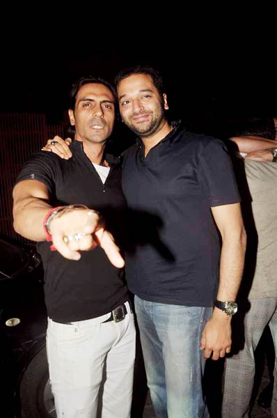 तस्‍वीरों में देखें बीते सप्‍ताह बॉलीवुड की हलचल...