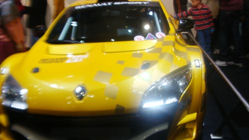 'ऑटो एक्‍सपो' में दिखा पावरफुल गाड़ि‍यों का दम