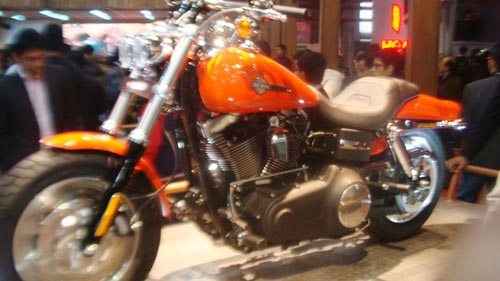 'ऑटो एक्‍सपो' में दिखा पावरफुल गाड़ि‍यों का दम