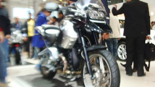 'ऑटो एक्‍सपो' में दिखा पावरफुल गाड़ि‍यों का दम