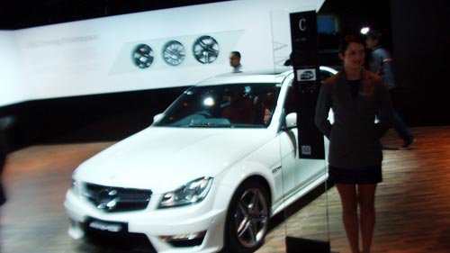 'ऑटो एक्‍सपो' में दिखा पावरफुल गाड़ि‍यों का दम