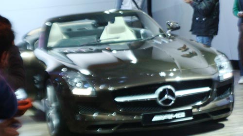 'ऑटो एक्‍सपो' में दिखा पावरफुल गाड़ि‍यों का दम