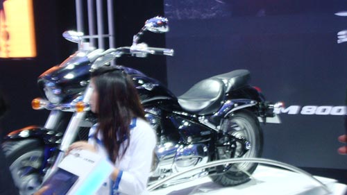 'ऑटो एक्‍सपो' में दिखा पावरफुल गाड़ि‍यों का दम