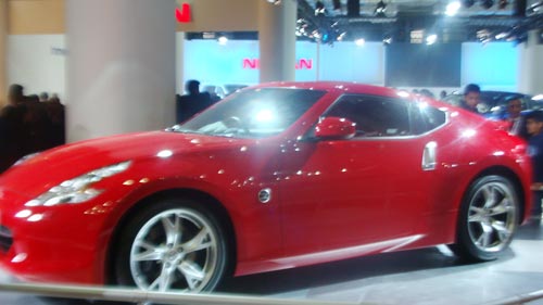 'ऑटो एक्‍सपो' में दिखा पावरफुल गाड़ि‍यों का दम