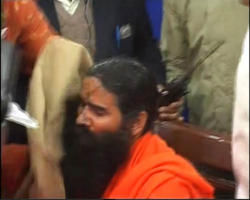 देखिए बाबा के चेहरे पर कालिख कैसे फेंकी | बाबा की जिंदगी