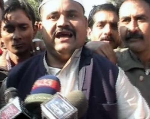 13 जनवरी 2012: तस्‍वीरों में देखें दिनभर की बड़ी खबरें | पढ़ें