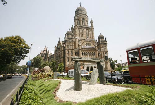 3 जनवरी 2012: तस्‍वीरों में देखें दिनभर की बड़ी खबरें | पढ़ें