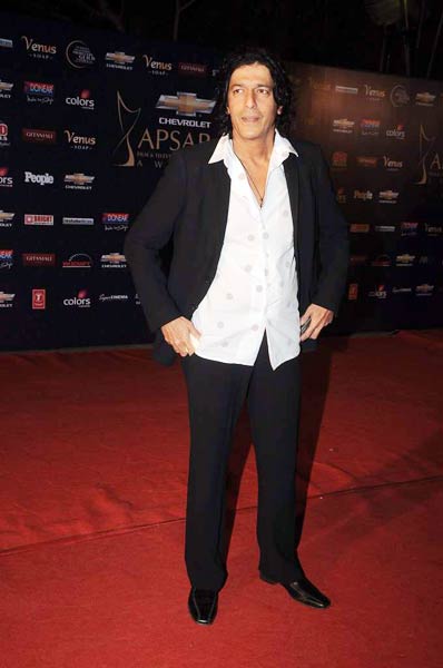 सितारों से सजा अप्सरा अवार्ड समारोह | जिस्‍म दिखाने की होड