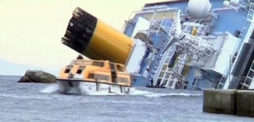 तस्‍वीरों में देखें कैसे डूबा जहाज | वीडियो: कैसे डूबे 3000 करोड़