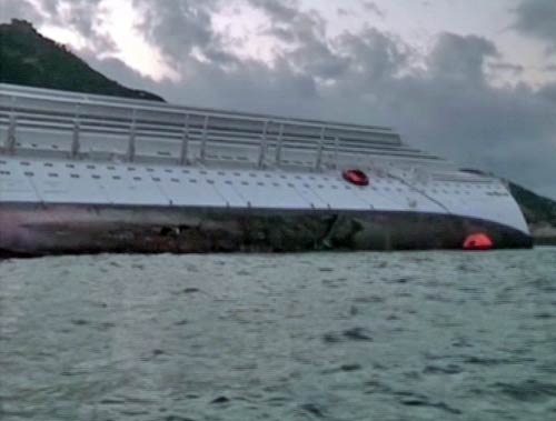 तस्‍वीरों में देखें कैसे डूबा जहाज | वीडियो: कैसे डूबे 3000 करोड़