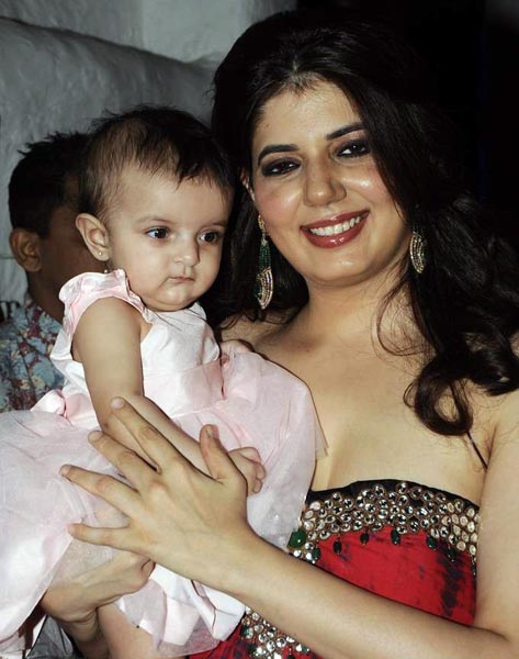 डब्बू रत्‍नानी के कैलेंडर लांच पर सितारे | कैलेंडर के मॉडल