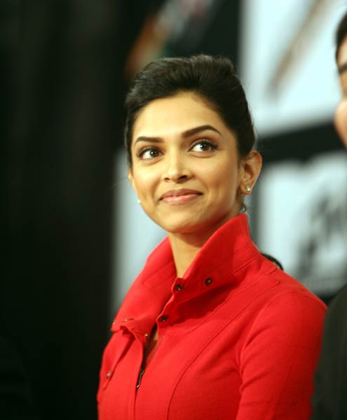 दीपिका की अनदेखी तस्वीरें... | अभिनेत्रियां 'Without Makeup'