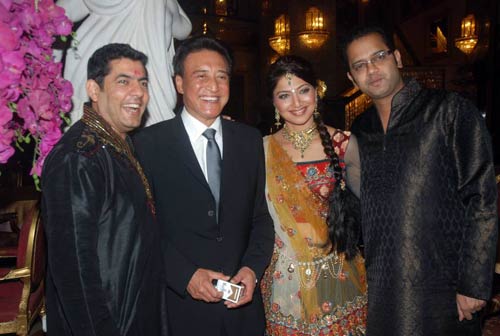 दीपशिखा-केशव की शादी में पहुंचे सितारे... | हिट जोड़ी