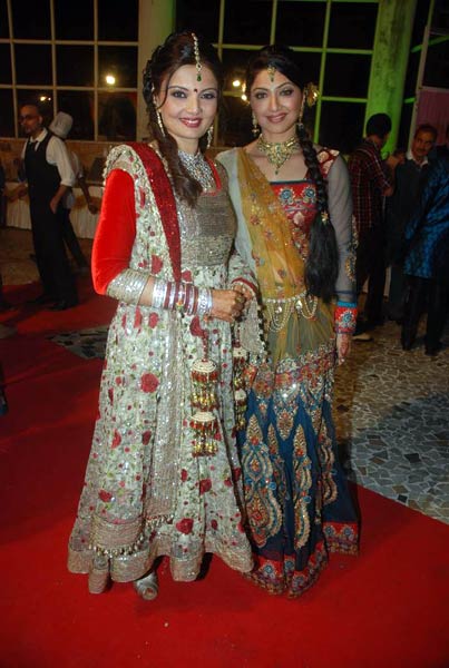 दीपशिखा-केशव की शादी में पहुंचे सितारे... | हिट जोड़ी