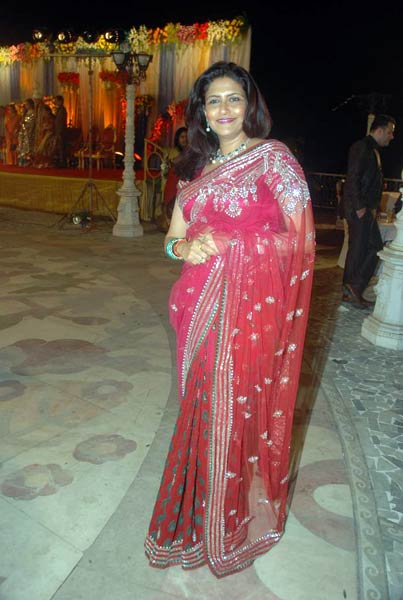 दीपशिखा-केशव की शादी में पहुंचे सितारे... | हिट जोड़ी