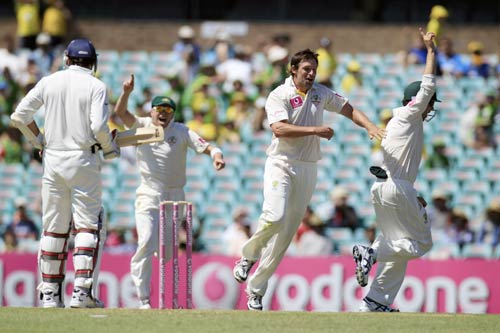 सिडनी टेस्टः भारतीय बल्लेबाजों का आत्मसमर्पण