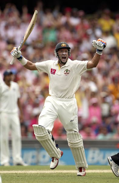 सिडनी के मैदान पर क्लार्क ने रचा इतिहास