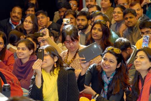 किताबों-शब्‍दों के दीवानों का मेला | कली पुरी की किताब लांच