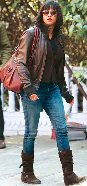 किताबों-शब्‍दों के दीवानों का मेला | कली पुरी की किताब लांच