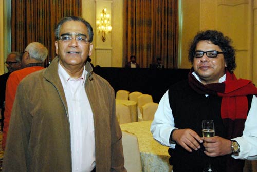 कली पुरी की किताब 'कन्फेशंस...' दिल्‍ली में लॉन्‍च । मुंबई में समारोह