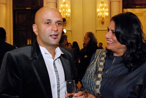 कली पुरी की किताब 'कन्फेशंस...' दिल्‍ली में लॉन्‍च । मुंबई में समारोह