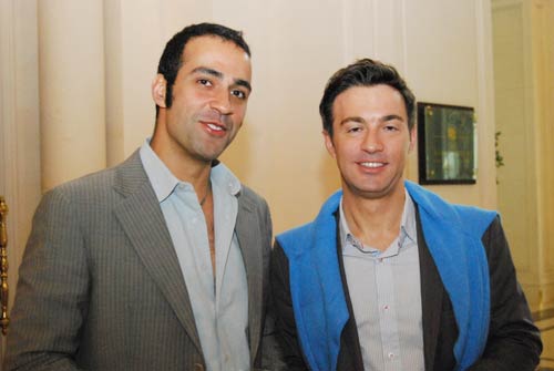 कली पुरी की किताब 'कन्फेशंस...' दिल्‍ली में लॉन्‍च । मुंबई में समारोह