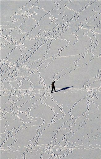 जन्‍नत-ए-कश्‍मीर में बर्फबारी के सुंदर नजारे