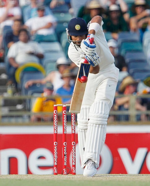 टीम इंडिया का पर्थ में भी हुआ अनर्थ