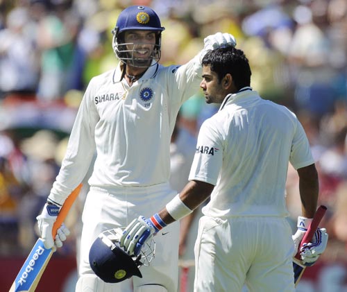 कोहली की शतकीय पारी, मजबूत स्थिति में ऑस्ट्रेलिया