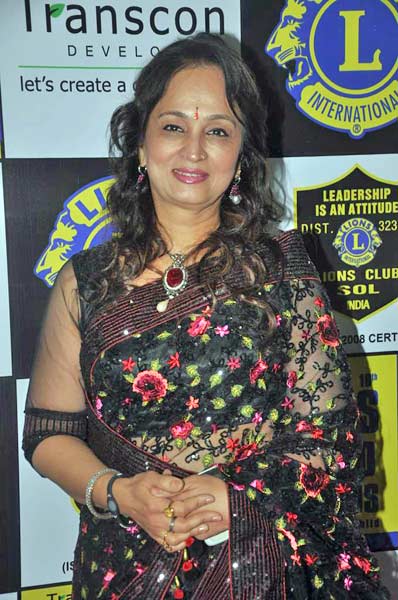 लायंस गोल्‍ड अवार्ड समारोह की धूम | सितारों का जमघट