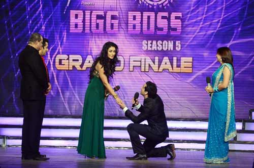 जूही परमार बनीं बिग बॉस-5 की विजेता | हॉट सनी लियोन