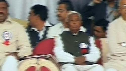 गोधरा में एक दिन के उपवास पर बैठे मोदी | वीडियो